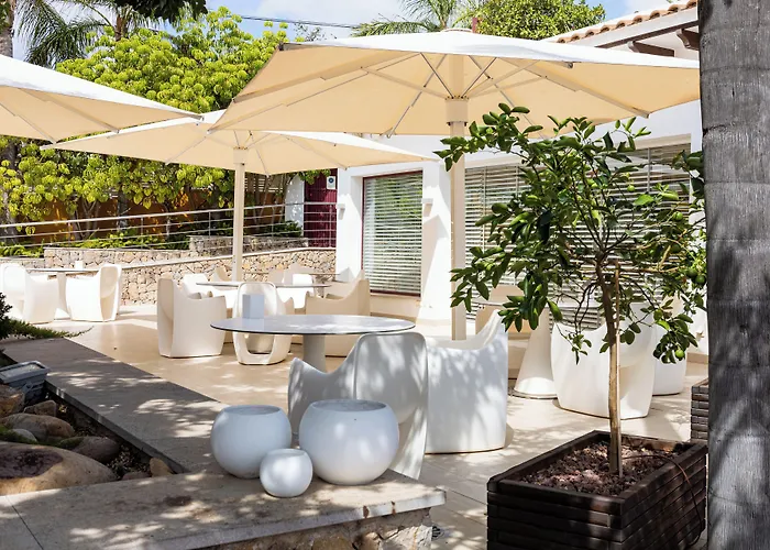 The Cookbook Hotel & Spa